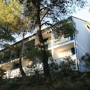 https://hotel-sali.hotelinzadar.com
